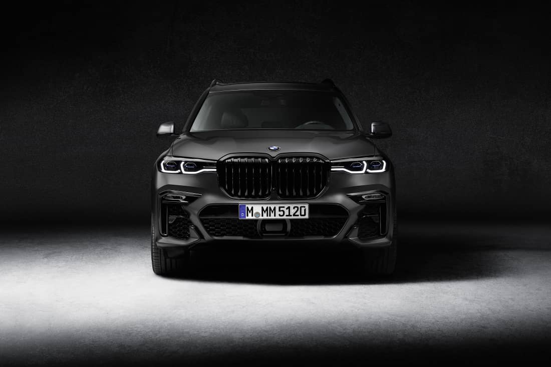 P90386162 highRes bmw-x7-edition-dark-