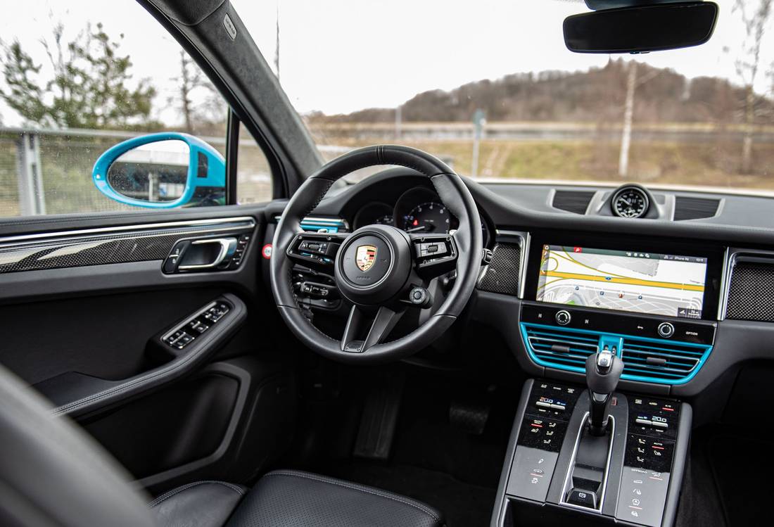 porsche-macan-interior