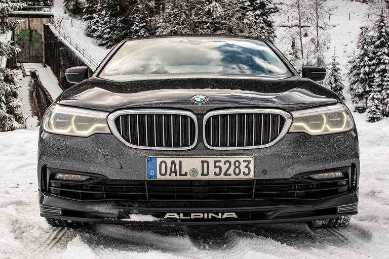 Alpina-D5S-Touring-Front