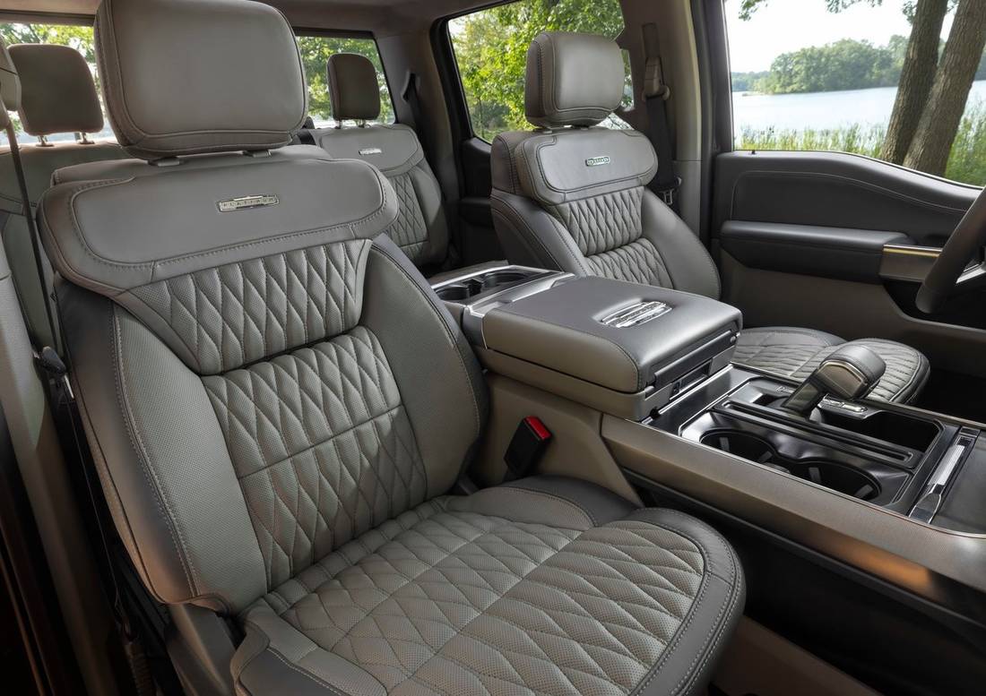 Ford-F-150 interior 