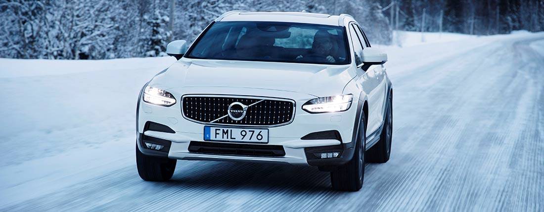 volvo-v90-cross-country-front