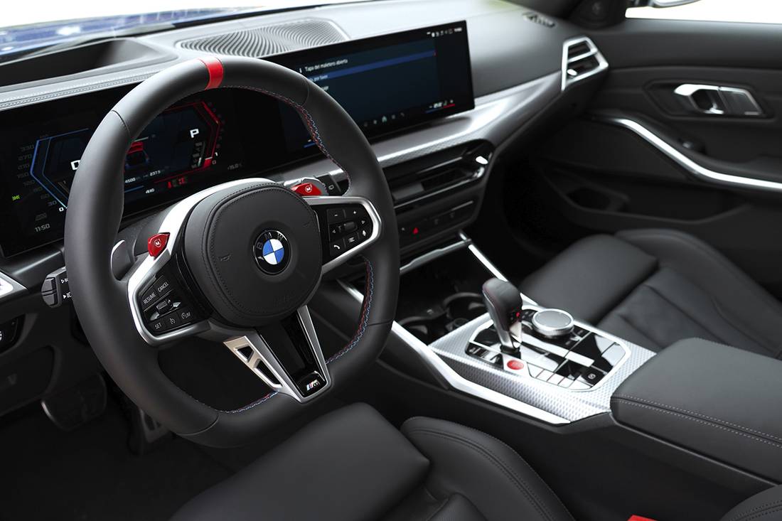 bmw-m3-touring-vs-mercedes-c-63-amg-estate (1)