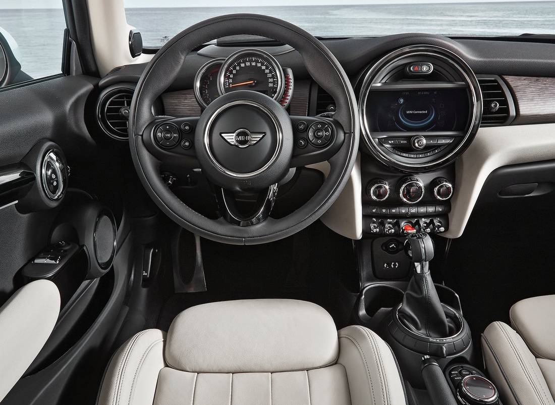 mini-cooper-interior