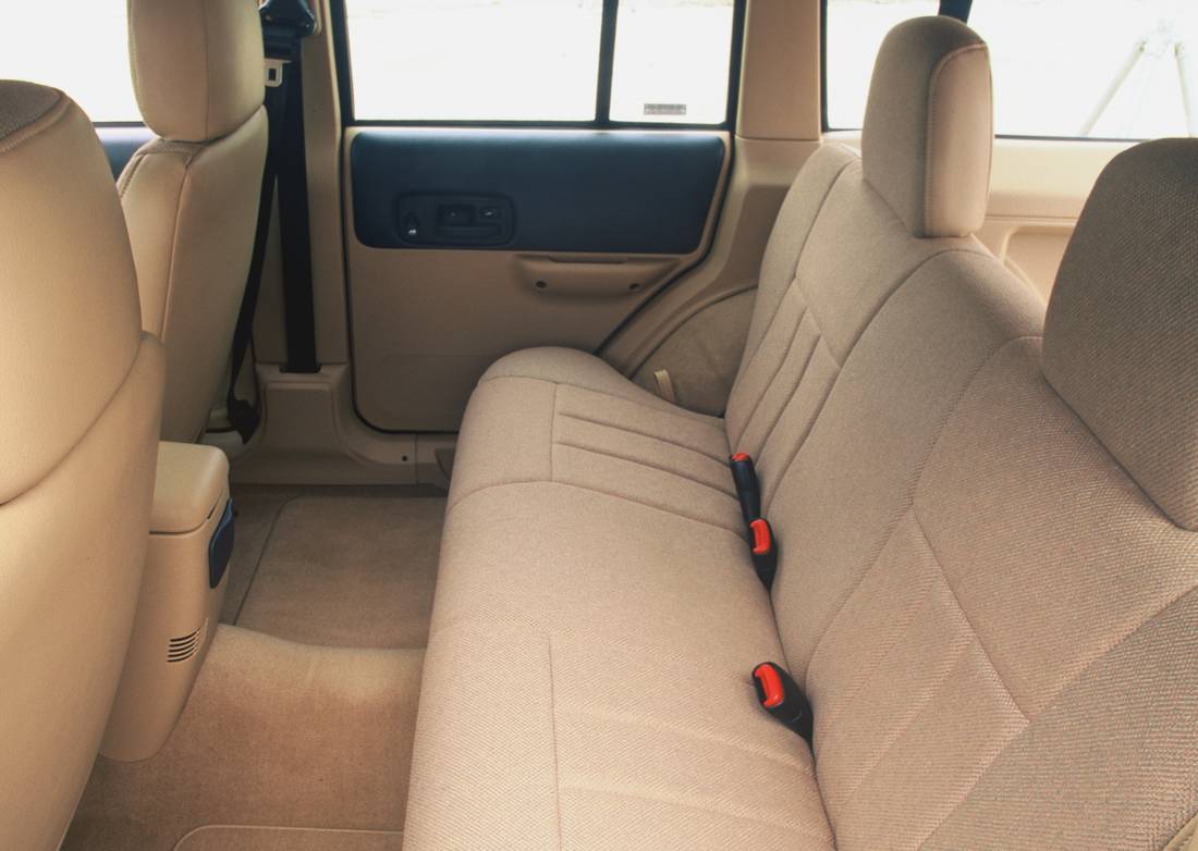 jeep-cherokee-xj-seats