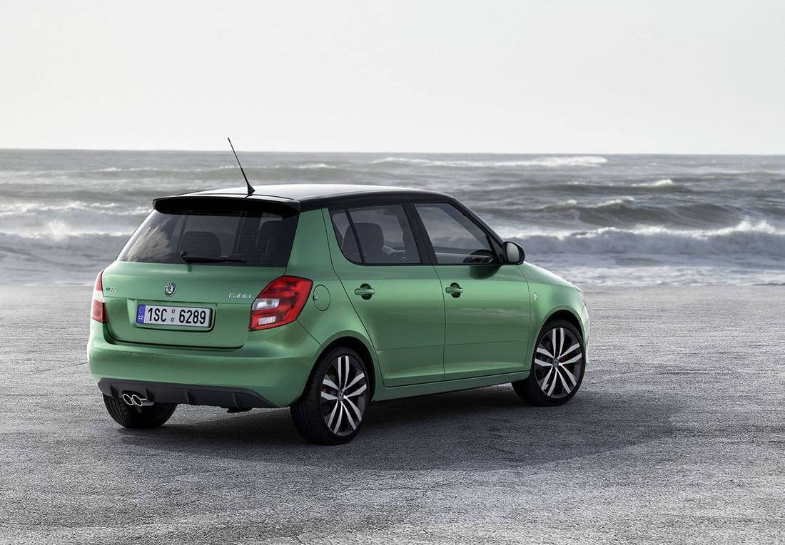 skoda-fabia-rs-back