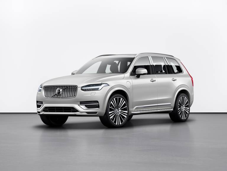  Volvo macht es uns wirklich nicht einfach, denn aus dem Volvo XC90 Plug-in-Hybrid wurde der Volvo XC90 Recharged.