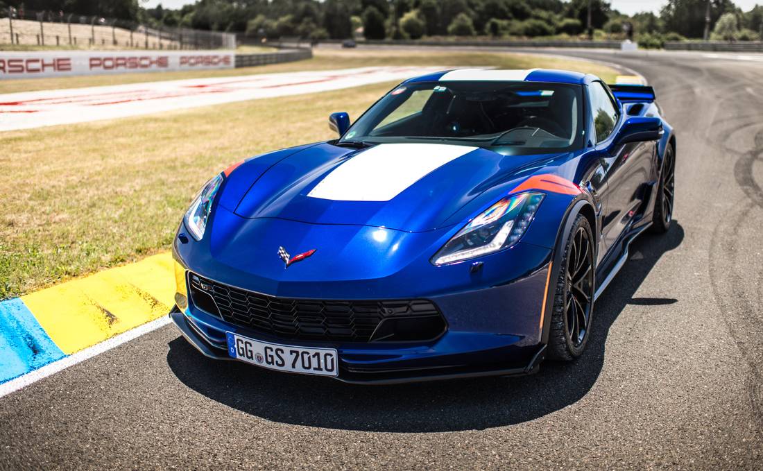 corvette-grand-sport-front