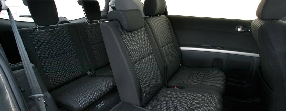 toyota-corolla-verso-seats