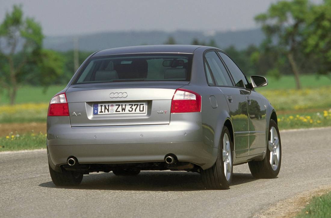 Audi-A4-B6-Back
