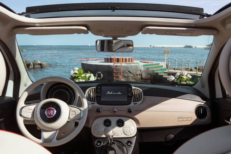 Fiat-500-Dolcevita-Interior