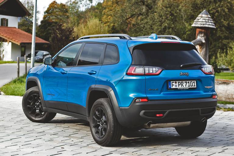 Jeep Cherokee Trailhawk-15-3