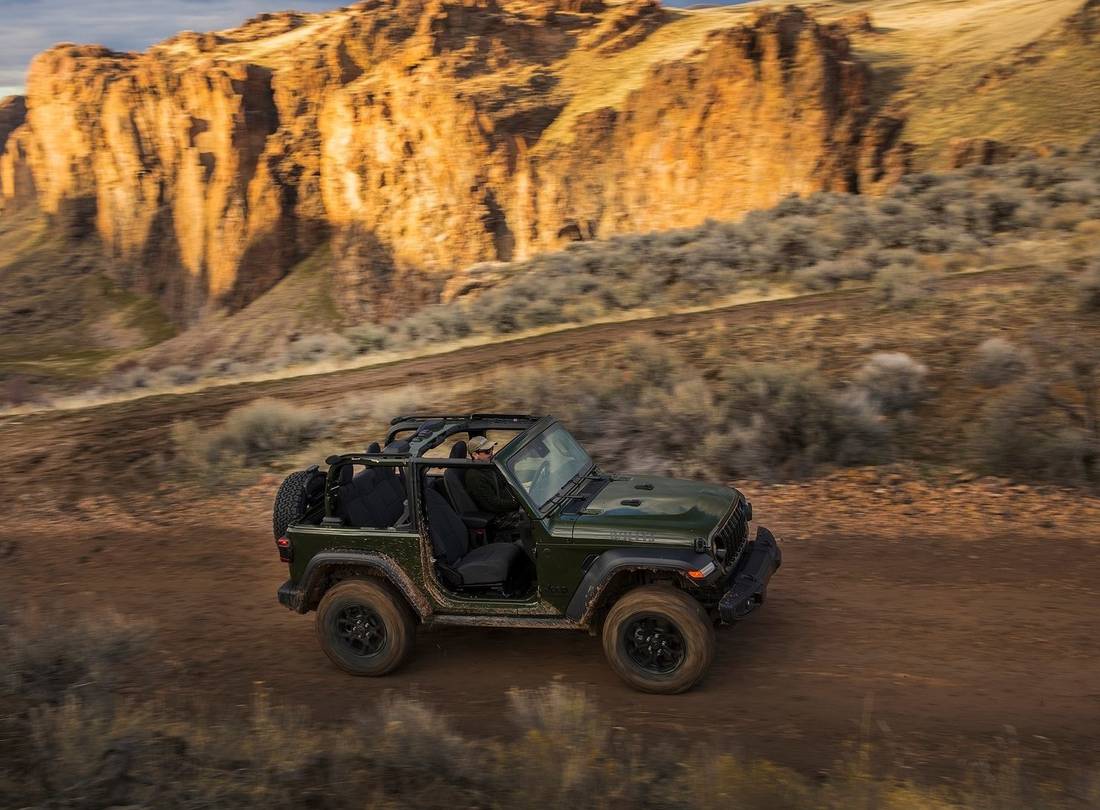 jeep-wrangler-cabrio-side