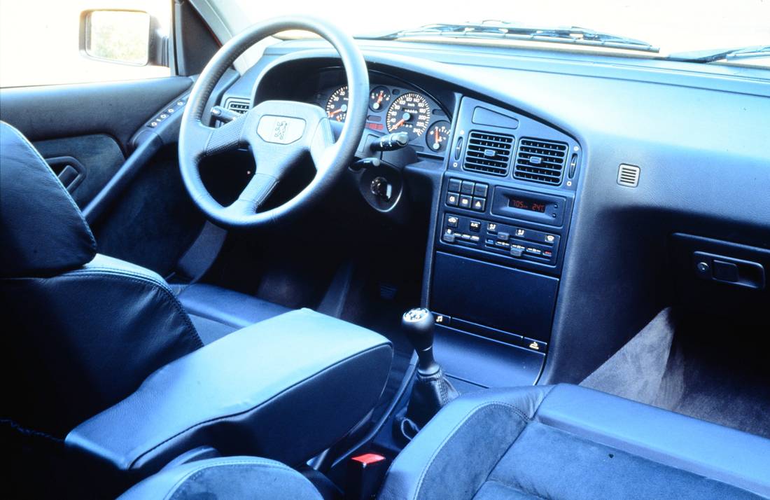 Peugeot 405 Interieur