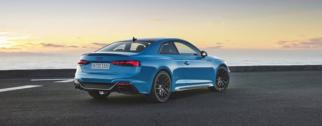 audi-rs5-back