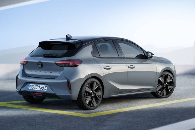 Neuer-Opel-Corsa-2023-Rear