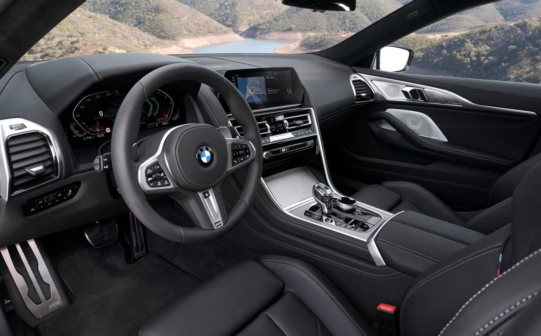 bmw-840-interieur