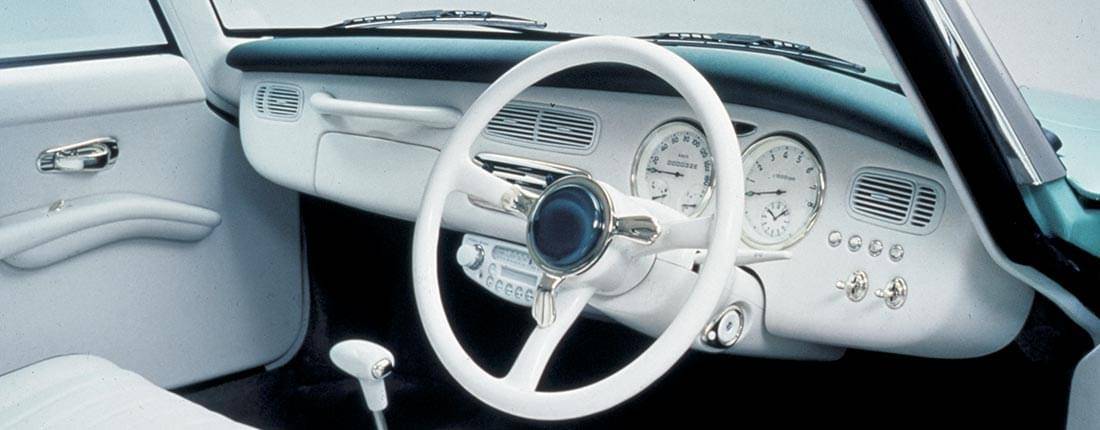 nissan-figaro-interior