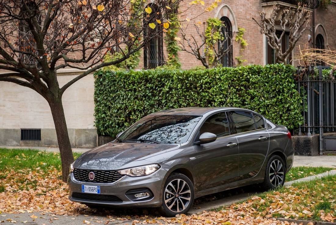 fiat-tipo-side