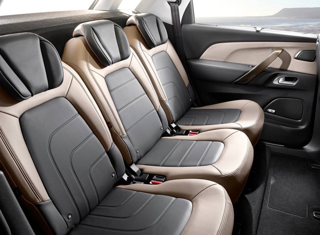 Citroen-C4-Picasso-seating