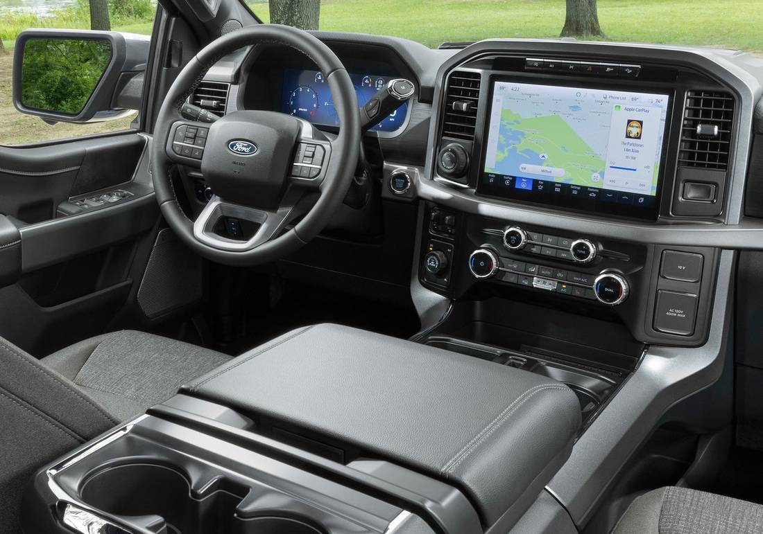 Ford-F-150 interior