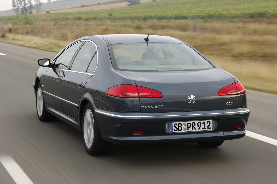 peugeot-607-heckansicht