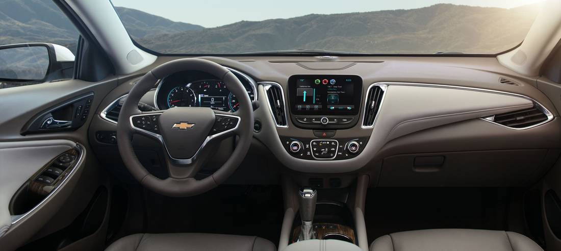 chevrolet-malibu-interior