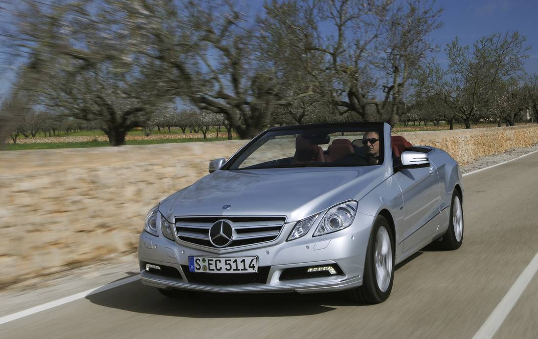 mercedes-benz-e-220-cabrio-front