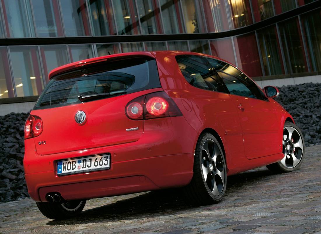 Volkswagen-Golf_GTI_Edition_30-2006-1280-06