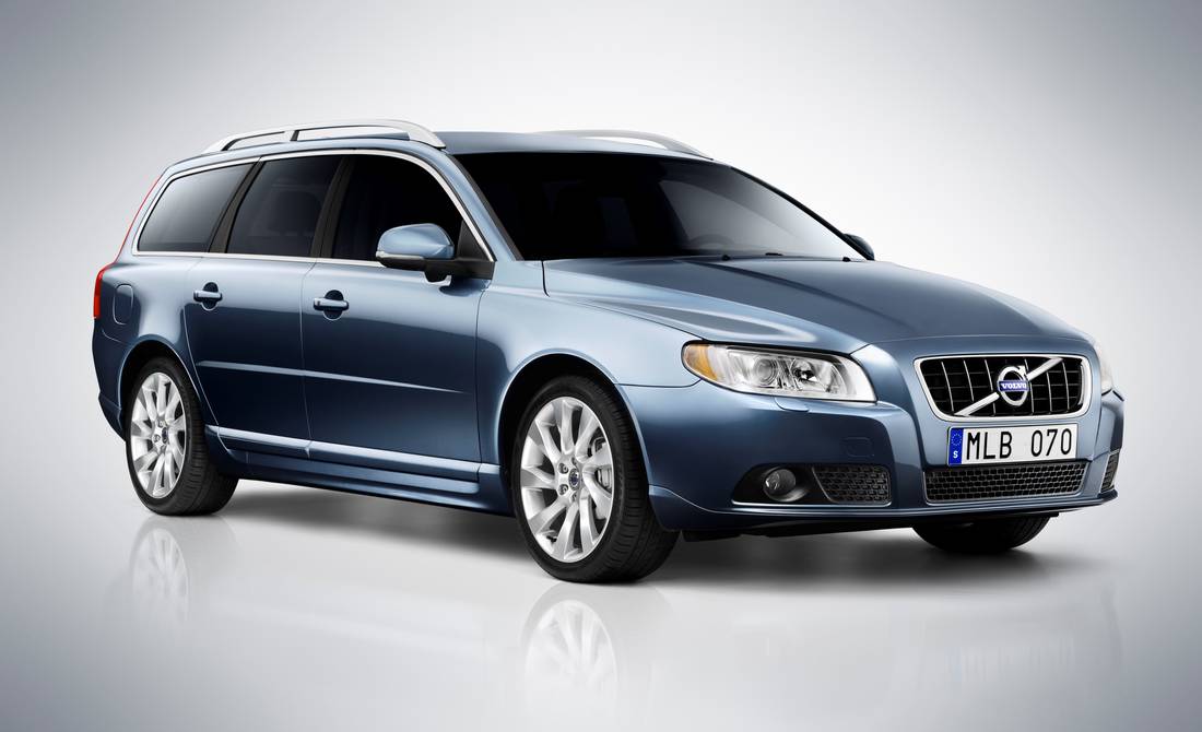 volvo-v70-d5-side