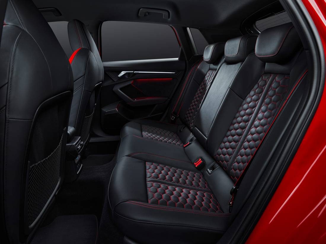 audi-rs3-sportback-sitzplatz