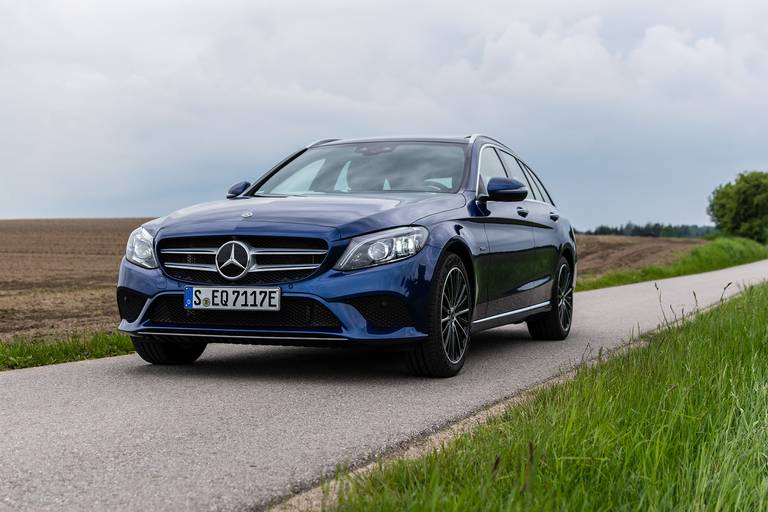 Mercedes-Benz-C300de-Front