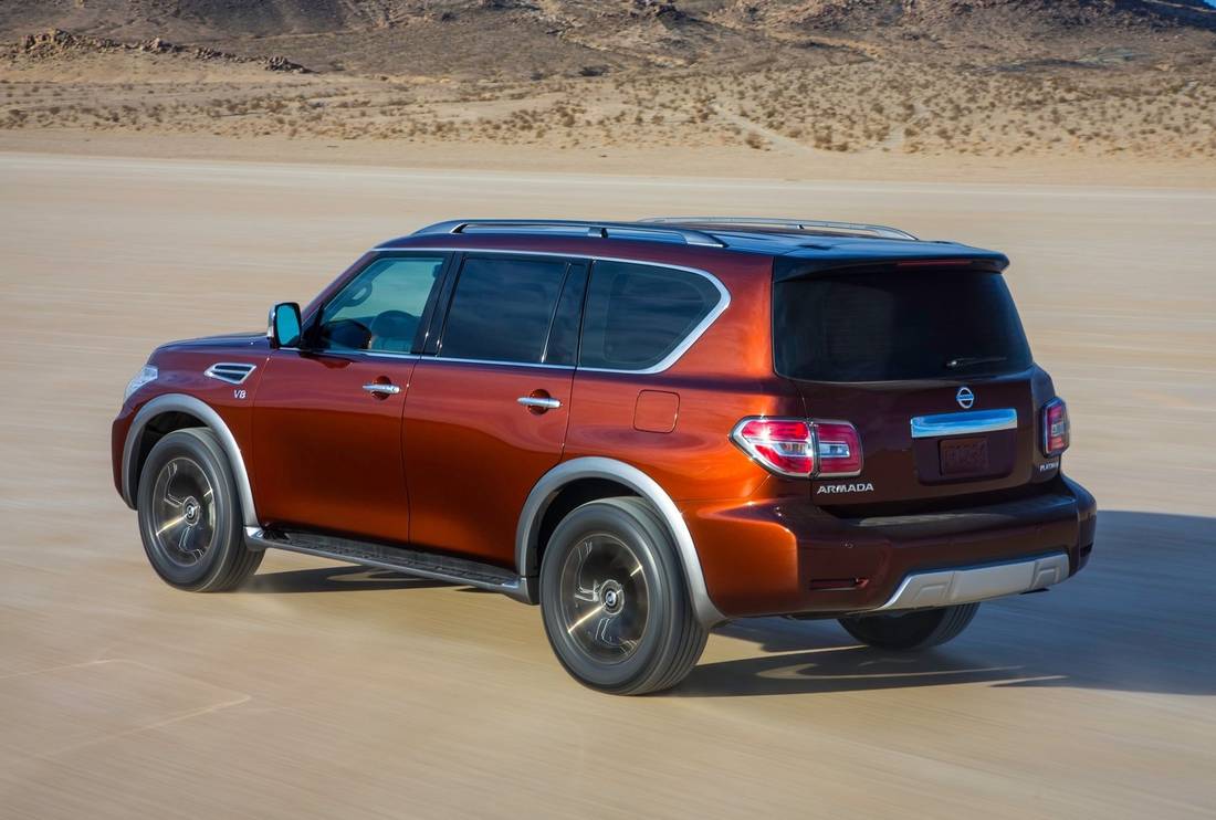 nissan-armada-heckansicht