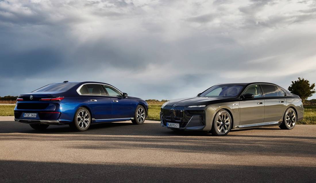 bmw-7er-2023-m760e-blau-grau