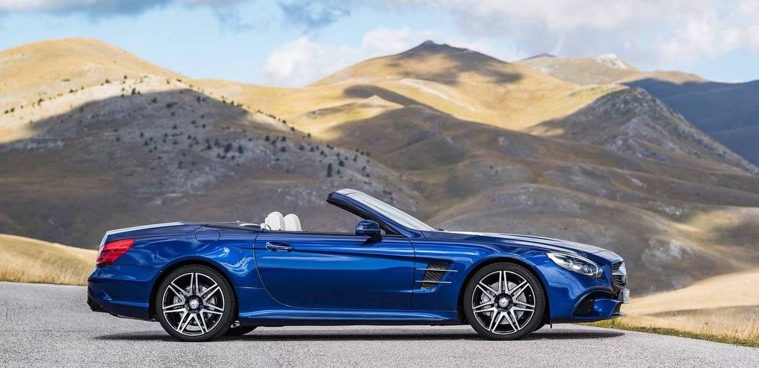 mercedes-benz-sl-side