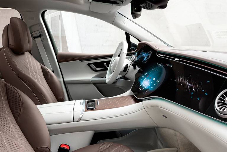 Mercedes-Benz-EQE-SUV-Interieur