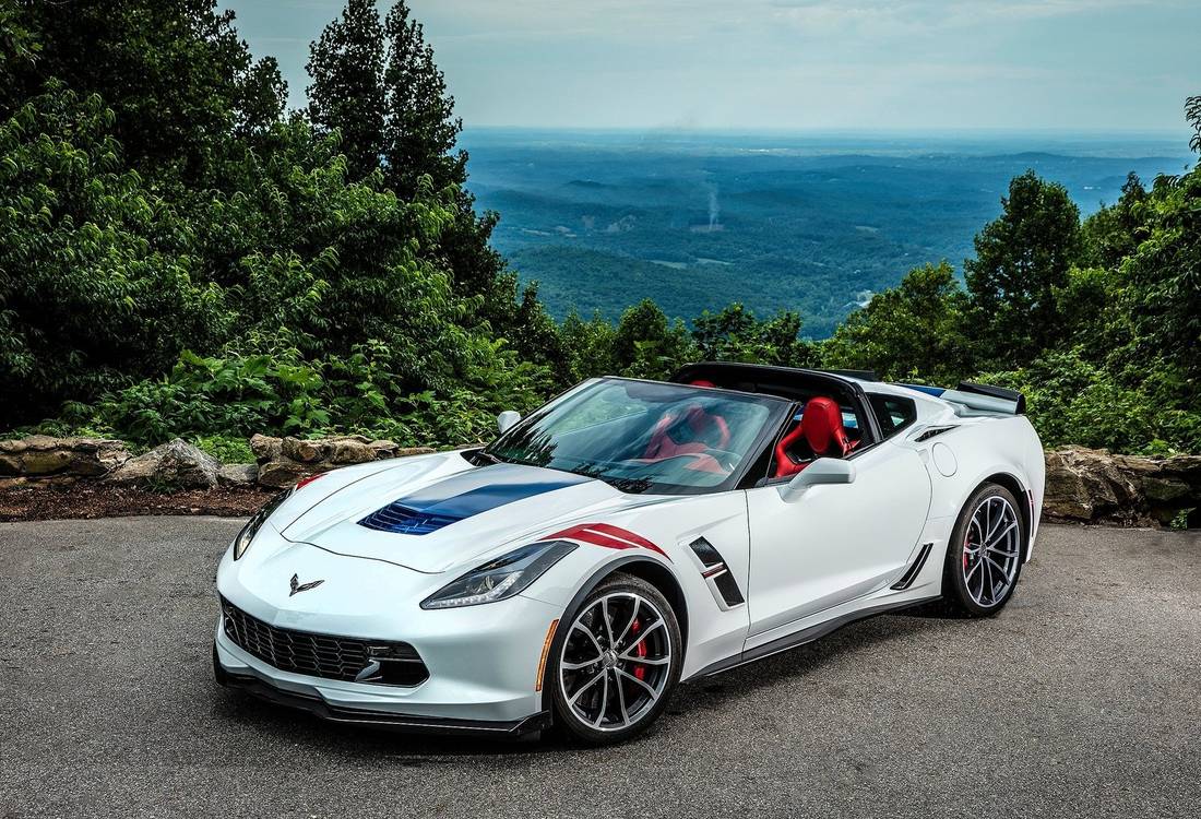 chevrolet-corvette-c7-grand-sport-front