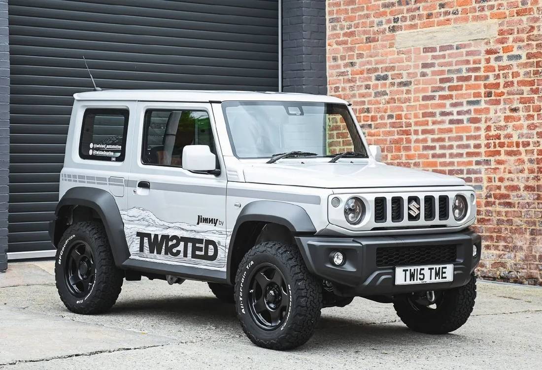 Suzuki-jimny-twisted-2023-autoscout24 (4)