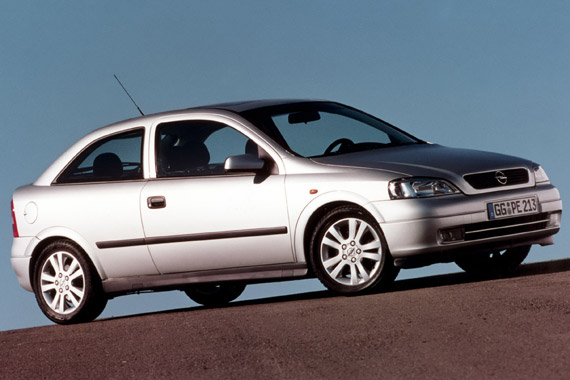 Gebrauchtwagen-Kaufberater: Opel Astra J – Gute Langzeitqualität -  AutoScout24