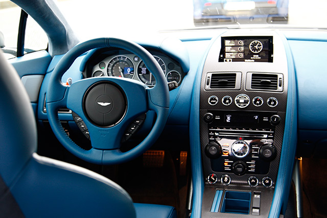 Grenzbereich Aston Martin V12 Vantage S Autoscout24