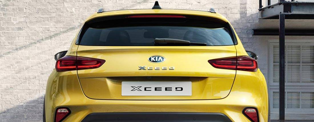 kia-xceed-back