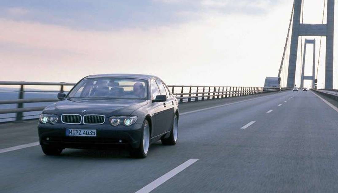 bmw-740-front