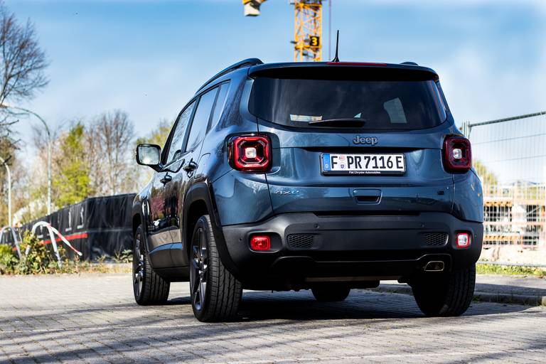 Jeep Renegade PHEV Back 1