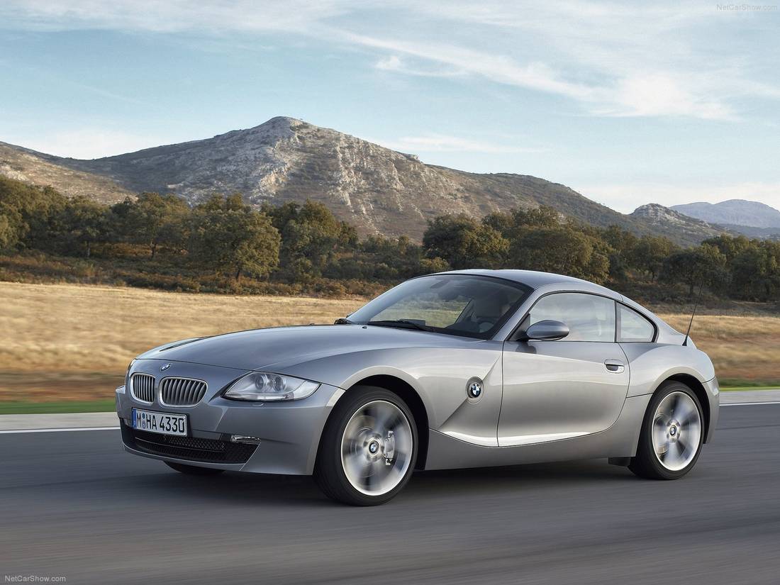  Die Bayern bauen ihre Roadster Z3 und Z4 zum BMW Shooting Brake um, vermarkten die Modelle ab 1998 allerdings als BMW Z3 Coupé oder BMW Z4 Coupé.