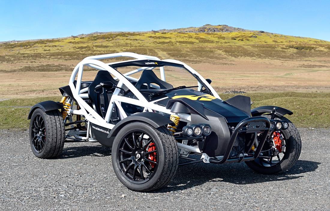 ariel-nomad-r-side