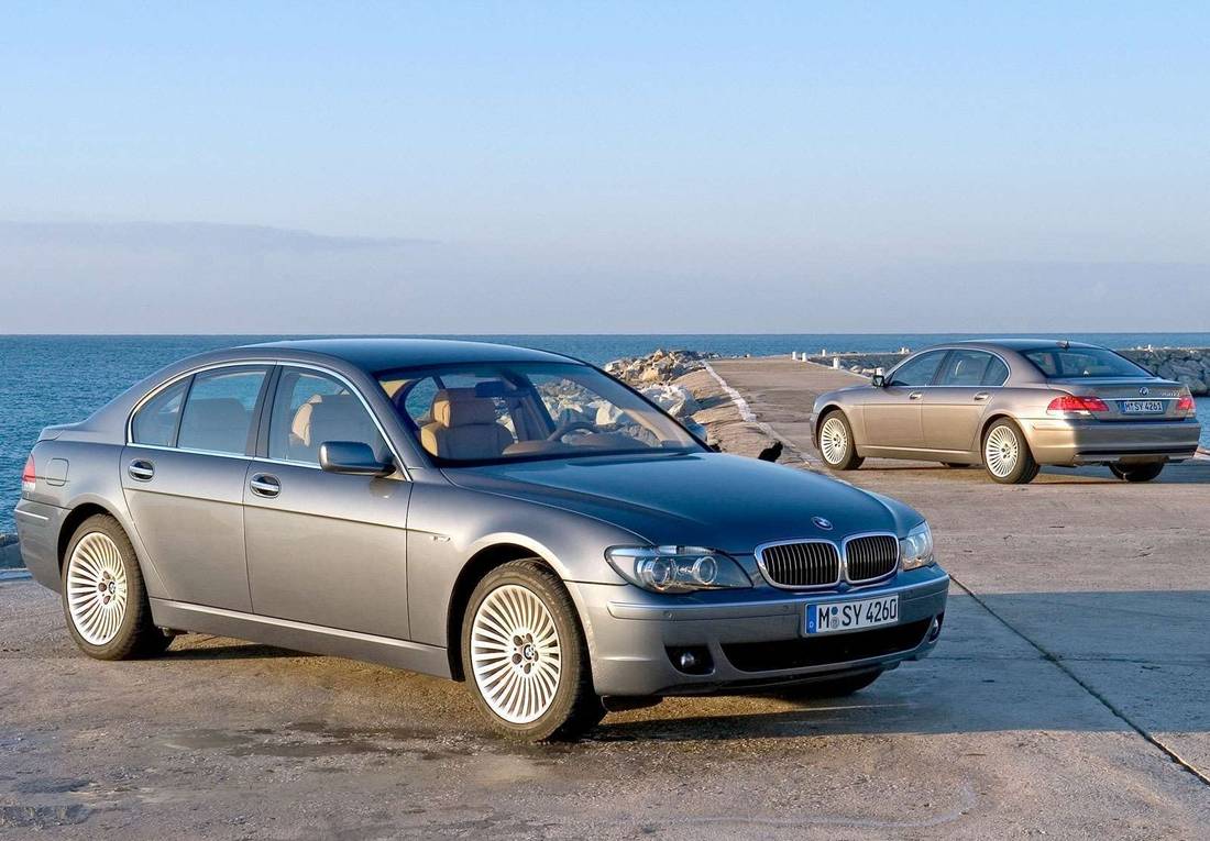 bmw-750i-front