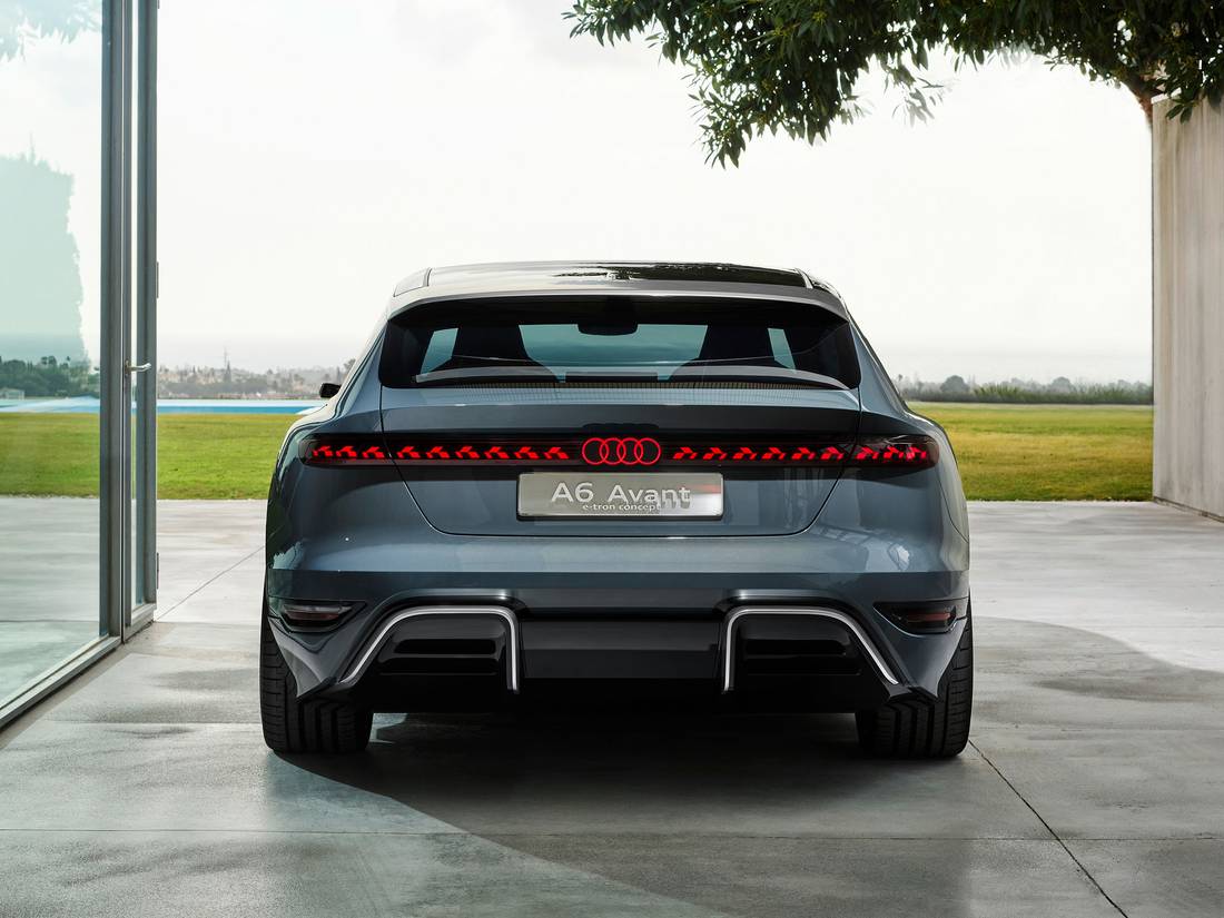 Audi A6 Avant etron Concept Rear