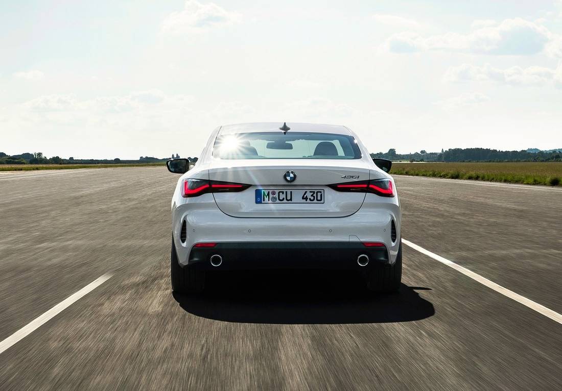 bmw-4-coupe-back