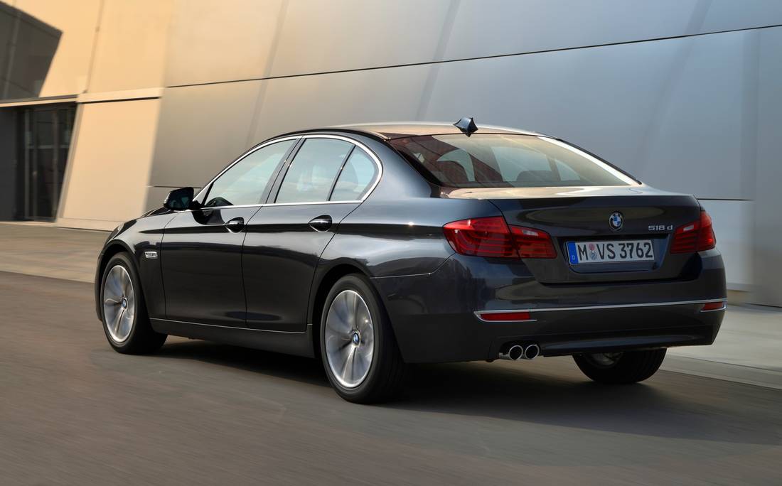 bmw-518d-back